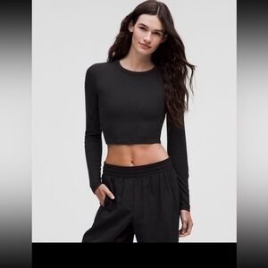 Lululemon Hold Tight straight hem long sleeve Tshirt NWT sz 4